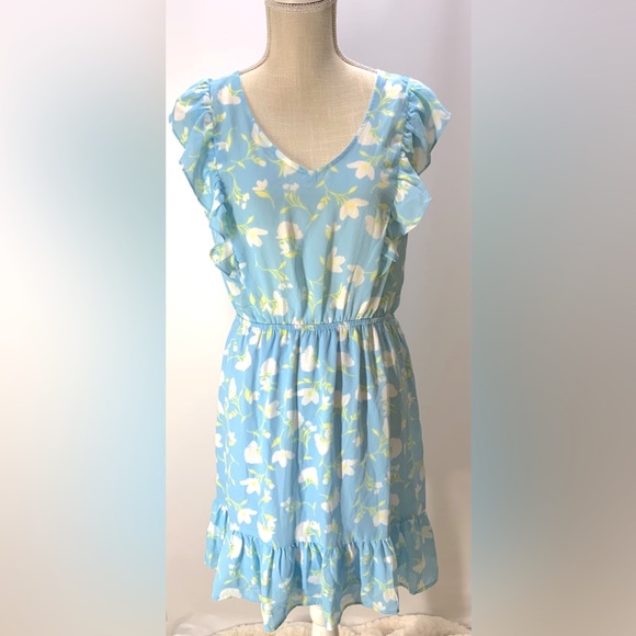 NWT-Collective Concepts Blue Floral Dress Size Medium - Picture 2 of 9